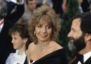 Tom Hanks, Rob Reiner and more stars mourn Penny Marshall